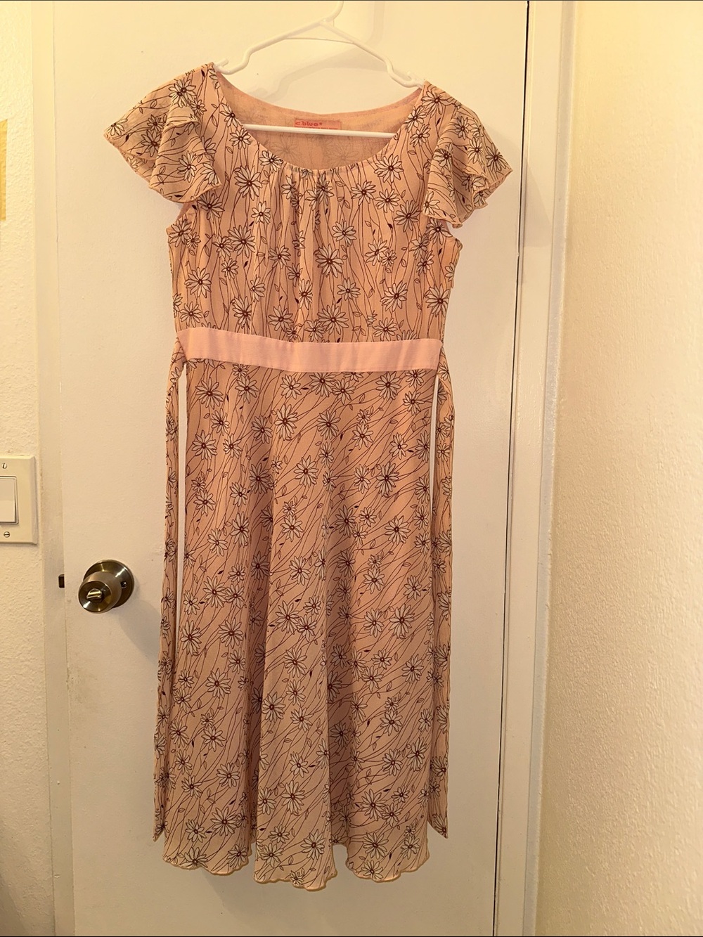 Floral Midi Dress with Ribbon Tie in Light Pink